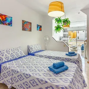 Apartment Aircon Next To Beach Costa Adeje Wifi Heated Pool, Costa Adeje (Tenerife)